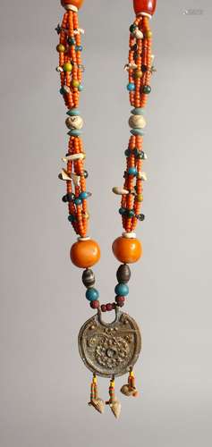 A TRIBAL AMBER NECKLACE