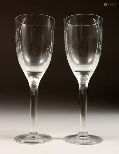 A PAIR OF LALIQUE GLASSES in original fitted box