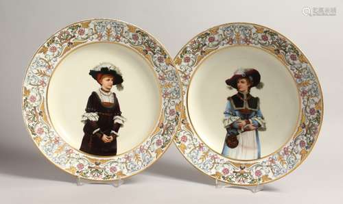 A LARGE PAIR OF AUGUSTUS REX PORTRAIT CIRCULAR DISHES, inscr...