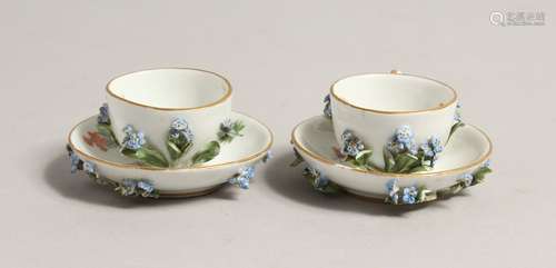 A MINIATURE PAIR OF 19TH CENTURY MEISSEN ENCRUSTED CUPS AND ...