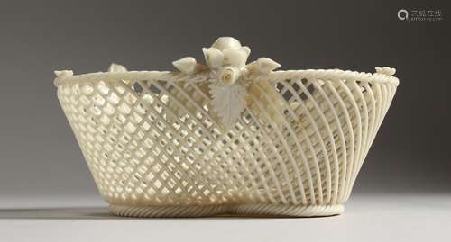 A BELLEEK PORCELAIN TREFOIL SHAPED PIERCED BASKET 5.25ins wi...