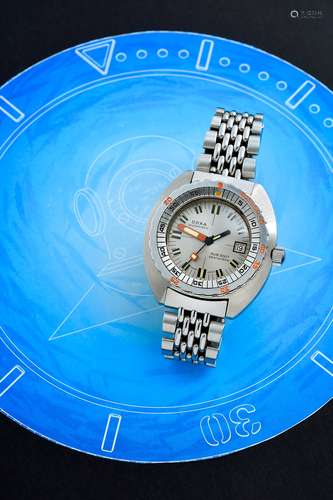 DOXA (Searambler Sub 300 T Automatic / Silver réf. 11899.4),...