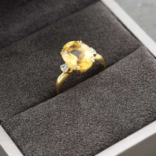 Bague en or jaune 18K 750 millièmes ornée d'une citrine de t...