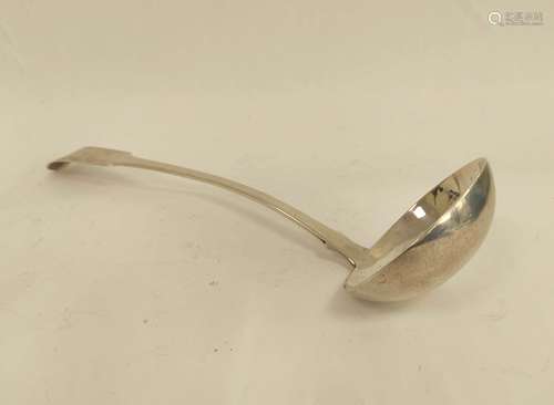 Scottish Provincial silver soup ladle, fiddle pattern, by Da...