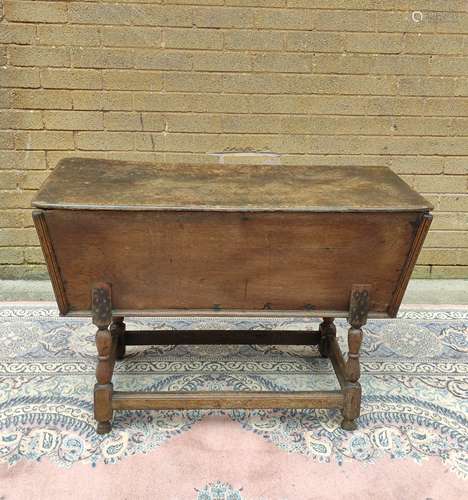 Antique rectangular dough proving bin of typical form, on tu...