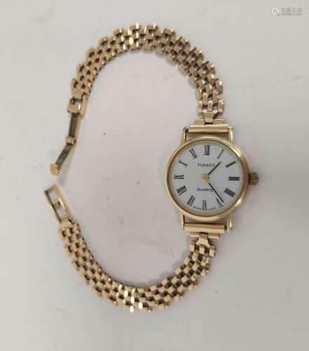 Lady's Tissot 9ct gold bracelet watch, 15.9g gross.