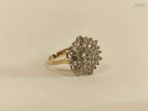 Paste cluster ring in gold, probably 18ct. Size 'P'.