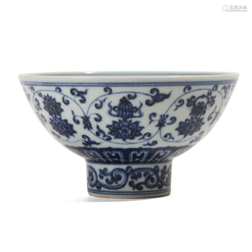 A BLUE AND WHITE 'LOTUS SCROLLS' BOWL