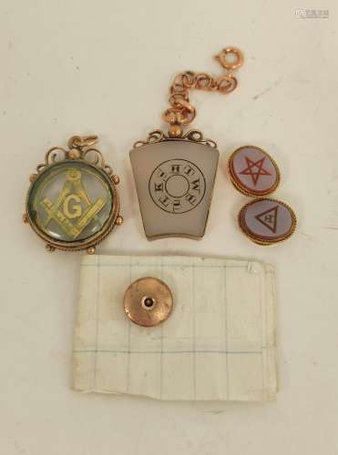 Two Masonic pendants, both 9ct gold, Birmingham 1899 and 192...