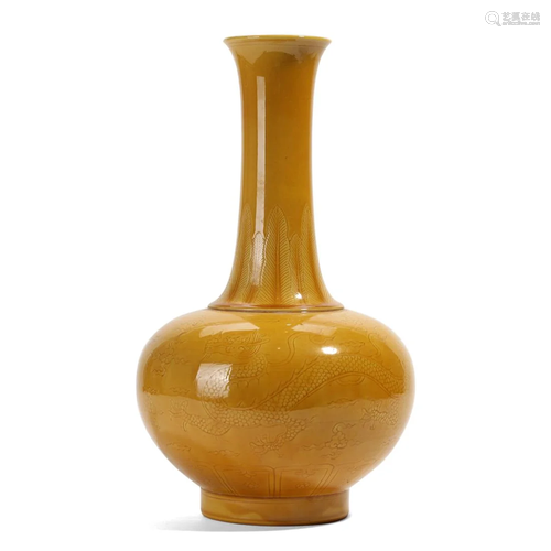 A YELLO-GLAZED 'DRAGON' VASE