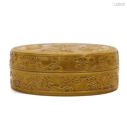 A YELLOW-GLAZED 'DRAGON' BOX AND COVER