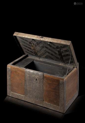 An 19th-century wooden treasure chest with compartments. Mar...