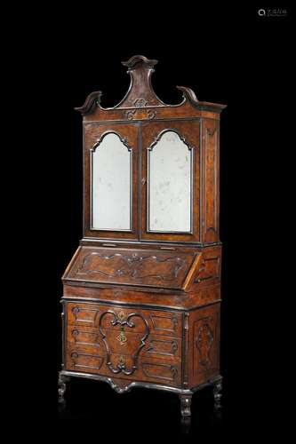 An 18th-century Lombard walnut veneered bureau-cabinet (cm 1...