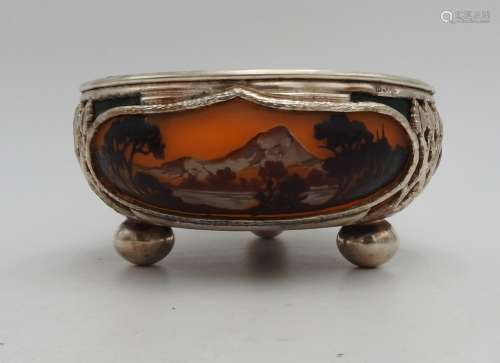 A MOHR LF CONTINENTAL SILVERED CAMEO GLASS BOWL, decorated w...