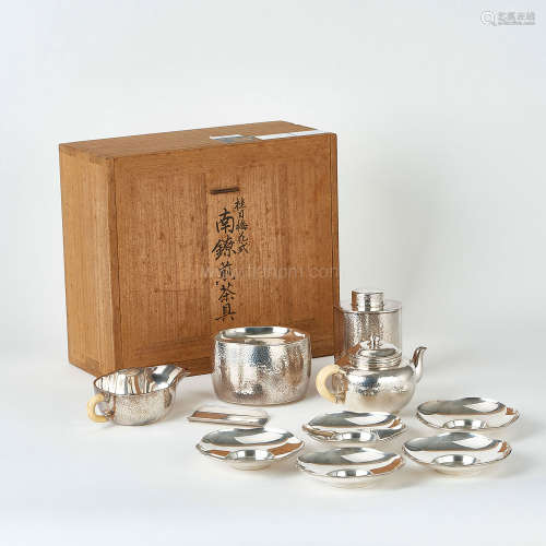 纯银制 槌目纹梅花式南镣煎茶器 （十一件一组）