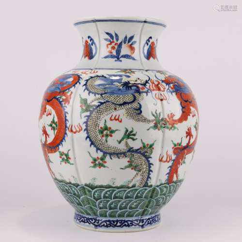 Wucai Glaze Dragon Melon-Shape Sun Vase