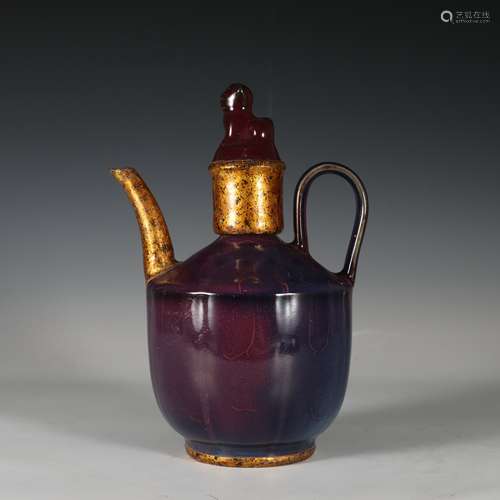 Gilt-Decorated Jun Ware Ewer And Lid