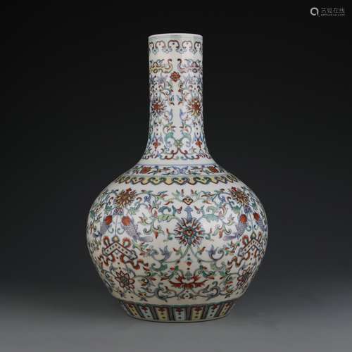 Doucai Glaze Flower Tianqiuping Vase