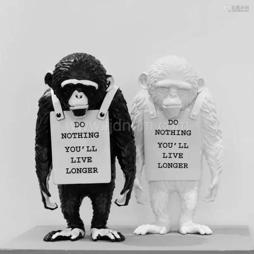 Banksy《MONKEY SIGN 挂牌猴子》一对