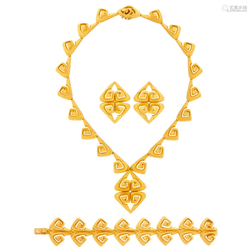 Mapamenos Natepas Gold Necklace, Bracelet and Pair of