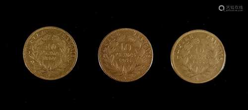 Ensemble de trois pièces de 10 francs en or, Napoléon III. 9...