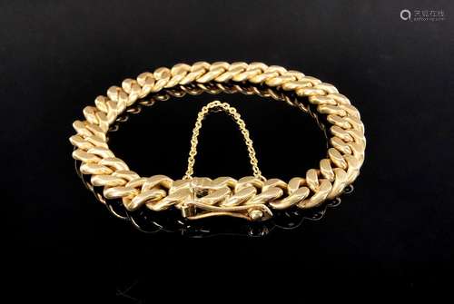 Bracelet en or jaune, maille gourmette. L_17 cm. 37,01 gramm...