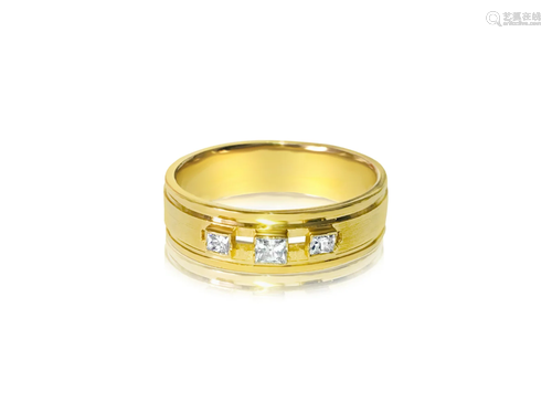 0.55 Carat VS Diamond and 18K Yellow Gold Ring