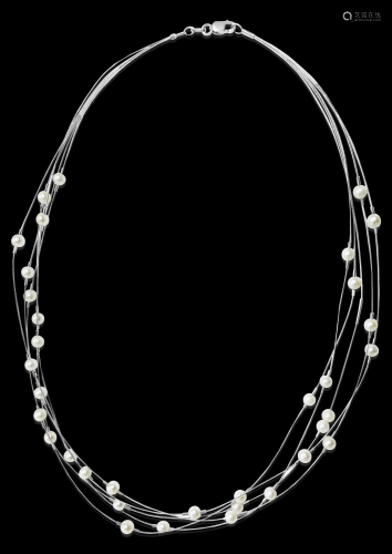 14K white gold and natural pearl necklace. Vintage