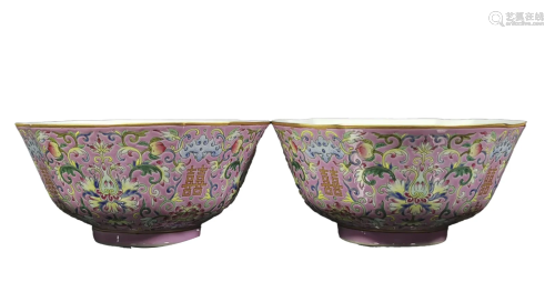PAIR OF FAMILLE-ROSE 'FLORAL' BOWLS