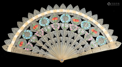 A fine circa 1820â€™s pale horn brisÃ© fan,