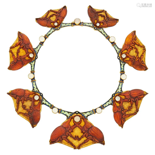 René Lalique Art Nouveau Gold, Carved Horn, Enamel