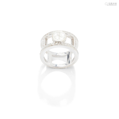 A diamond dress ring