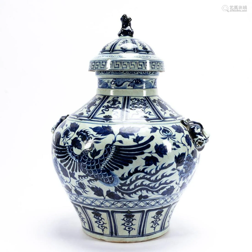 CHINESE LARGE BLUE & WHITE LIDDED PHOENIX JAR