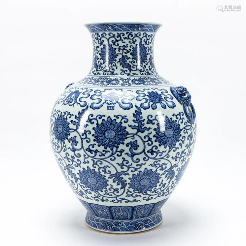 LARGE CHINESE BLUE & WHITE FLORAL & SHOU VASE