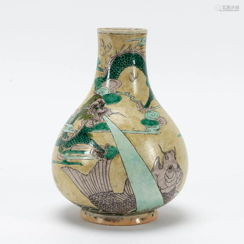 CHINESE GREEN & AUBERGINE DRAGON MOTIF VASE