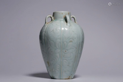Hutian Ware Flower Pattern Vase