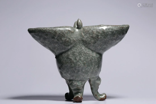 Yuan Dynasty - Longquan Three Legs Jue Cup