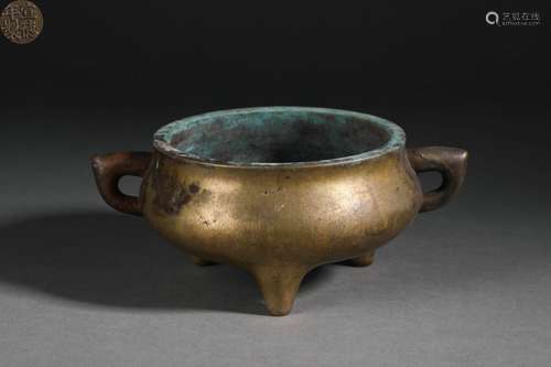 Bronze Compressed Double-Eared Tripod Censer, Xuande Mark