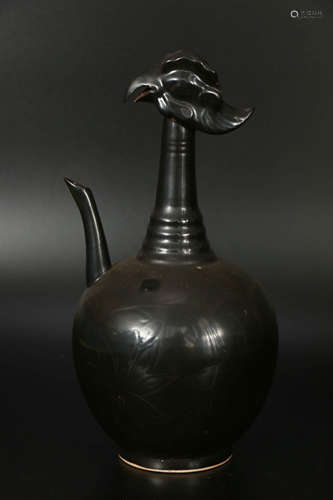 A Chinese Ding Kiln Black Glazed Flower Pattern Phoenix Porc...