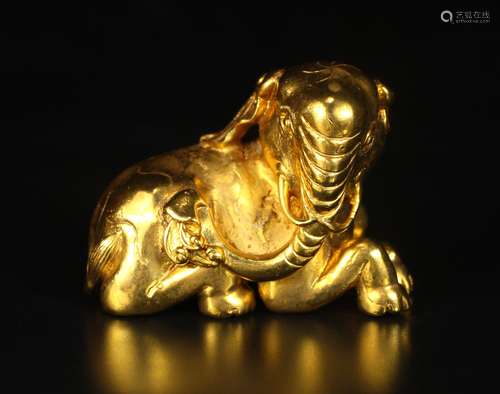 A Gilt Bronze Elephant Ornament