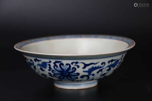 A Blue And White Lotus Pattern Porcelain Bowl