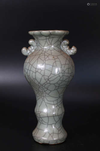 A Ge Kiln Porcelain Vase