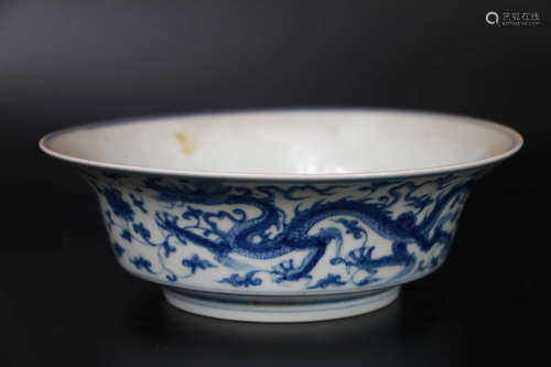 A Blue And White Dragon And Phoenix Pattern Porcelain Bowl