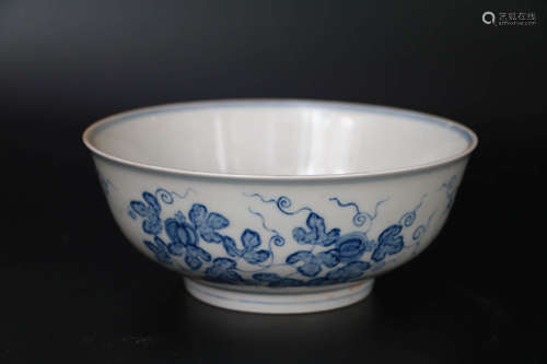 A Blue And White Melon Pattern Procelain Bowl