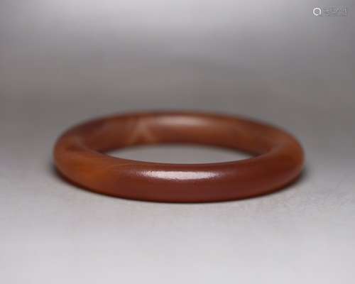 A Agate Carved Bangle Bracelet