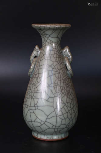 A Ge Kiln Porelain Vase