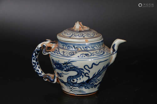 A Blue And White Dragon Pattern Porcelain Tea Pot