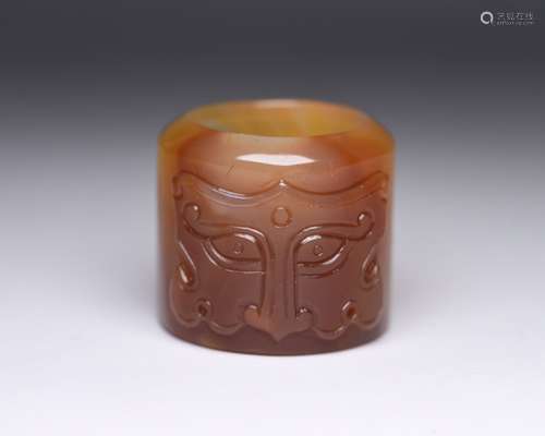 A Agate Thumb Ring