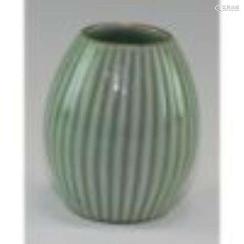 Green Brush-Holder Vase