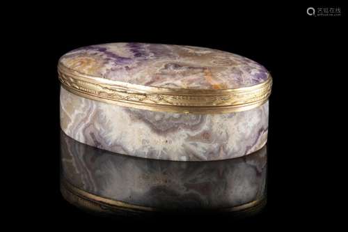 A 19th-century amethyst snuffbox with gilt metal mounts (cm ...